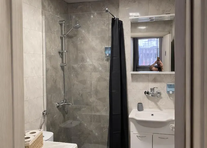 Center With Private Terrace *