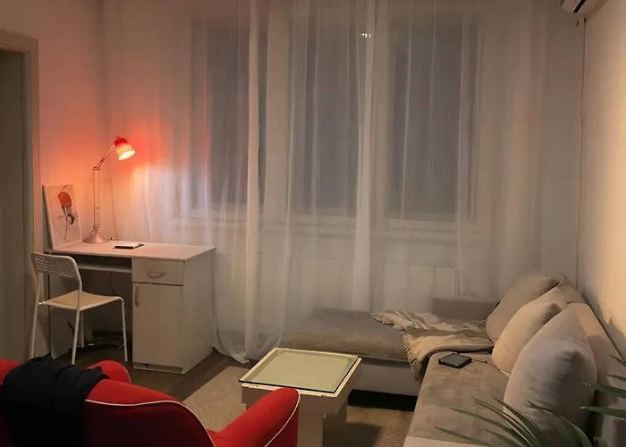 Center With Private Terrace